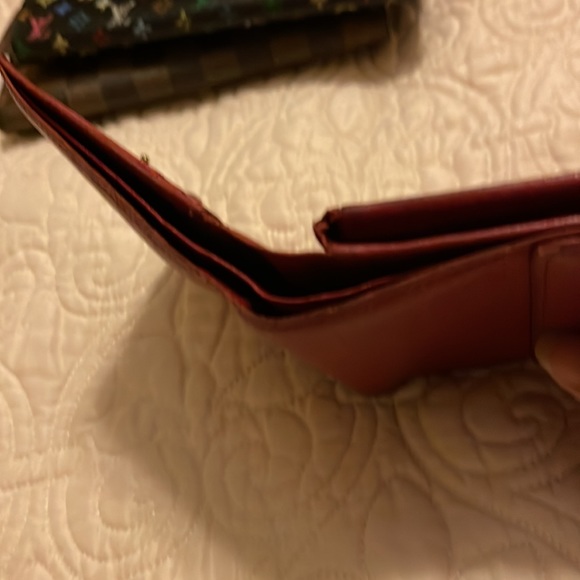 910 Burberry Red TriFold Wallet - Picture 9 of 11